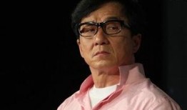 成龙采访爆料娱乐圈的人,人生如戏，戏如人生