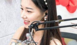 吃瓜女大学生网红,网红背后的校园生活揭秘